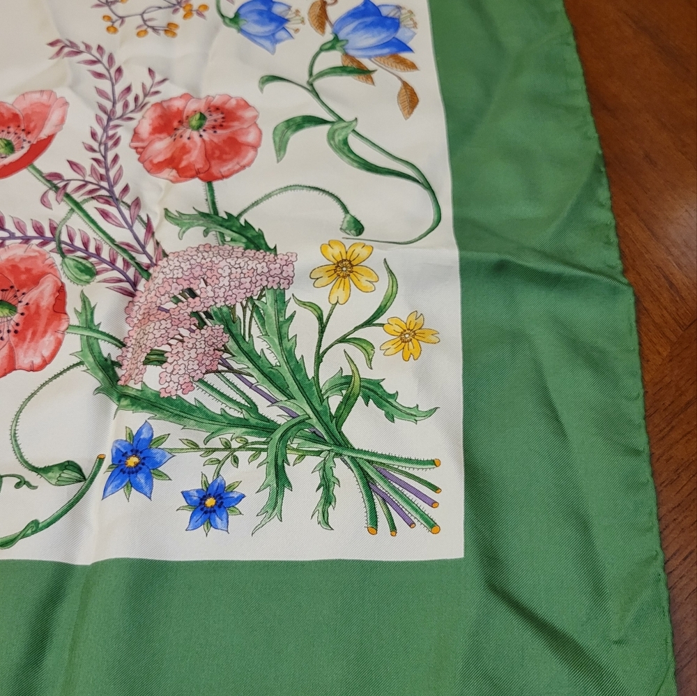 Gucci Multi-Colored Floral Pattern Silk Scarf - image 6